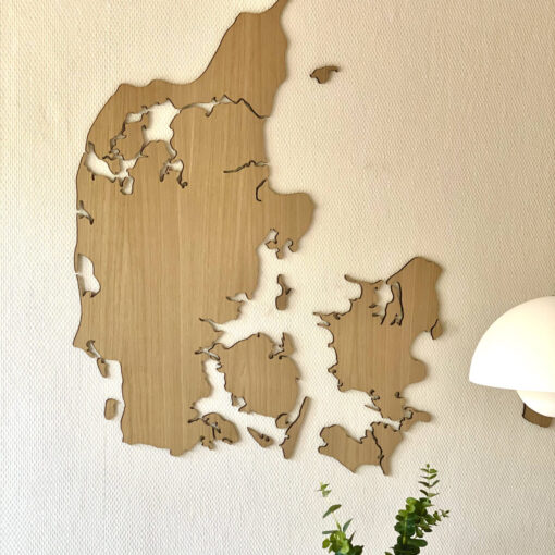 Danmarkskort i egetræ
