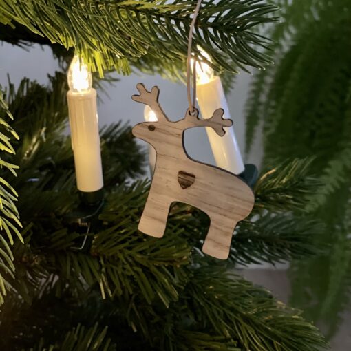 Juletræspynt af træ - Rensdyr